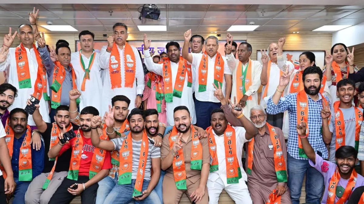 Punjab News: चंडीगढ़ में कांग्रेस और AAP को बड़ा झटका, संजीव राही सहित कई नेता भाजपा में हुए शामिल