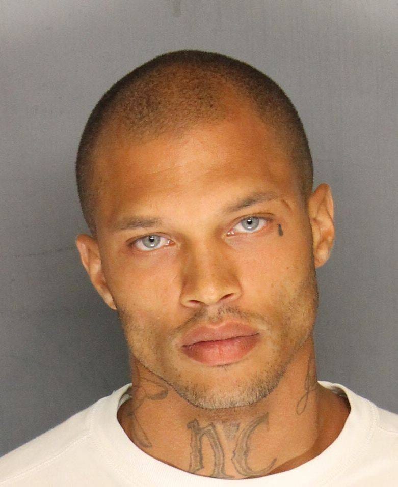 Hot Felon' out of prison, ready to model | wusa9.com