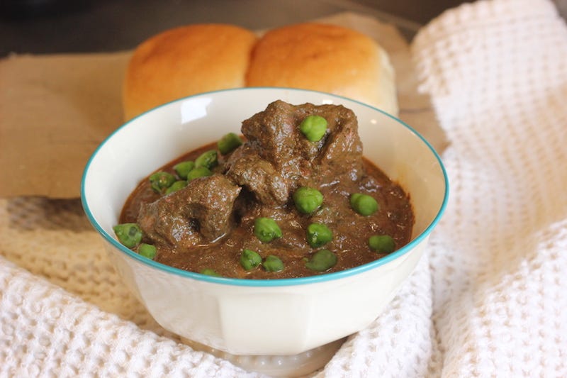 Amaranth and Chickpea Parsi Bhaji Dana ma Gosht