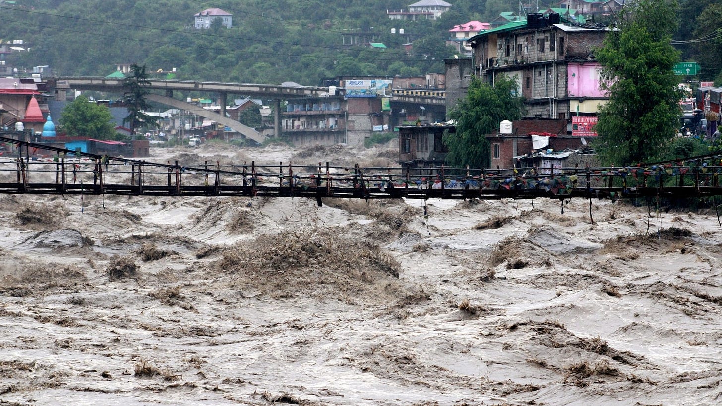 Himachal floods: 20 dead in 48 hours, over 1,000 roads blocked. Top 10  updates | Latest News India - Hindustan Times