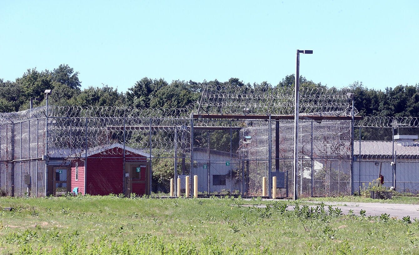 Republican lawmakers push bill to pay taxes on closed state prisons