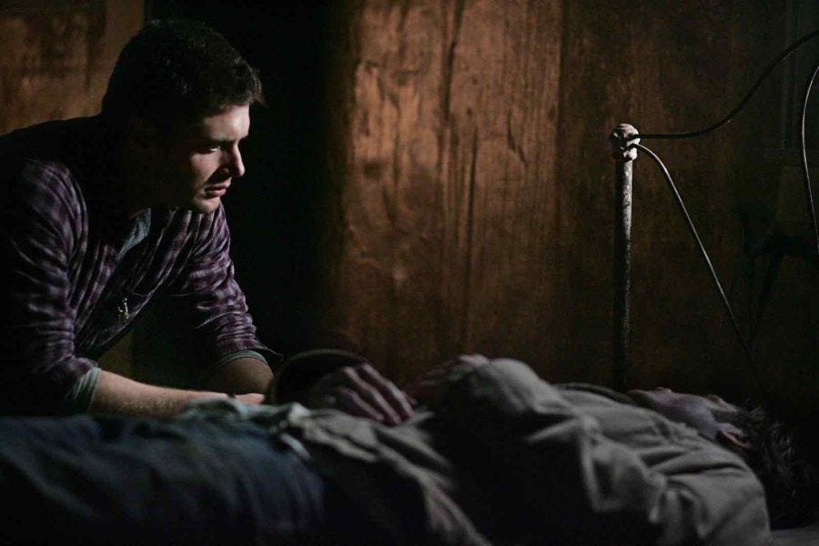 supernatural dean with a dying sam jensen ackles season 2 all hell breaks loose