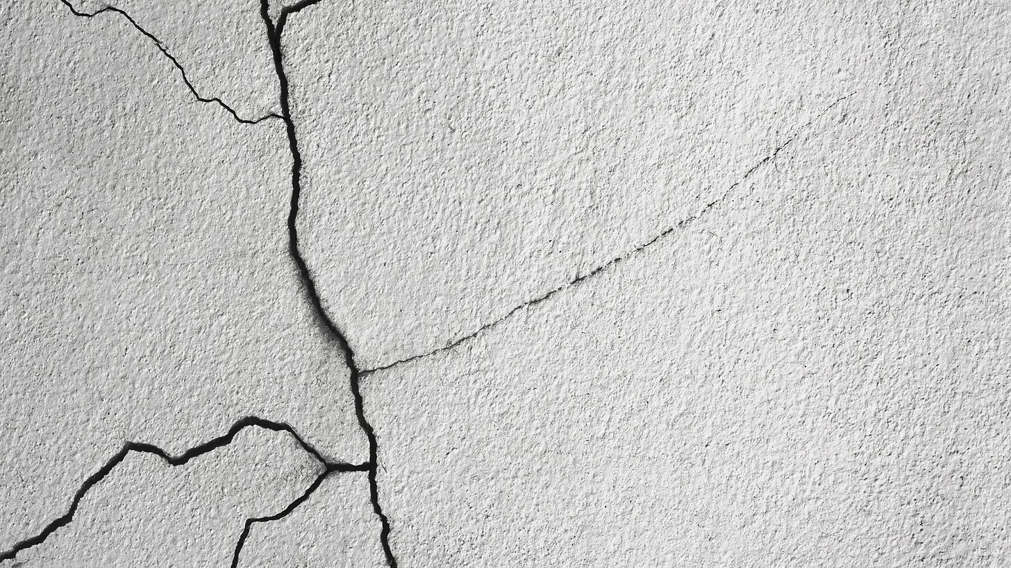 Cracks in Walls: When You Should Be Concerned - Frontier