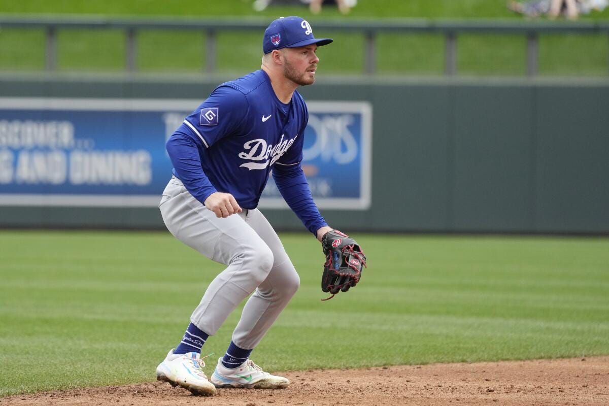 Dodgers move Mookie Betts to shortstop, Gavin Lux to second - Los Angeles  Times
