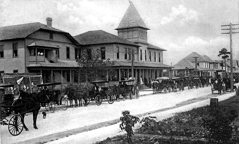 Miami Grammar School in 1904. Courtesy of Florida State Archives.