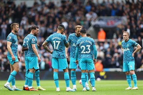 Newcastle 6-1 Tottenham: Isak the incredible and Stellini's back four ...
