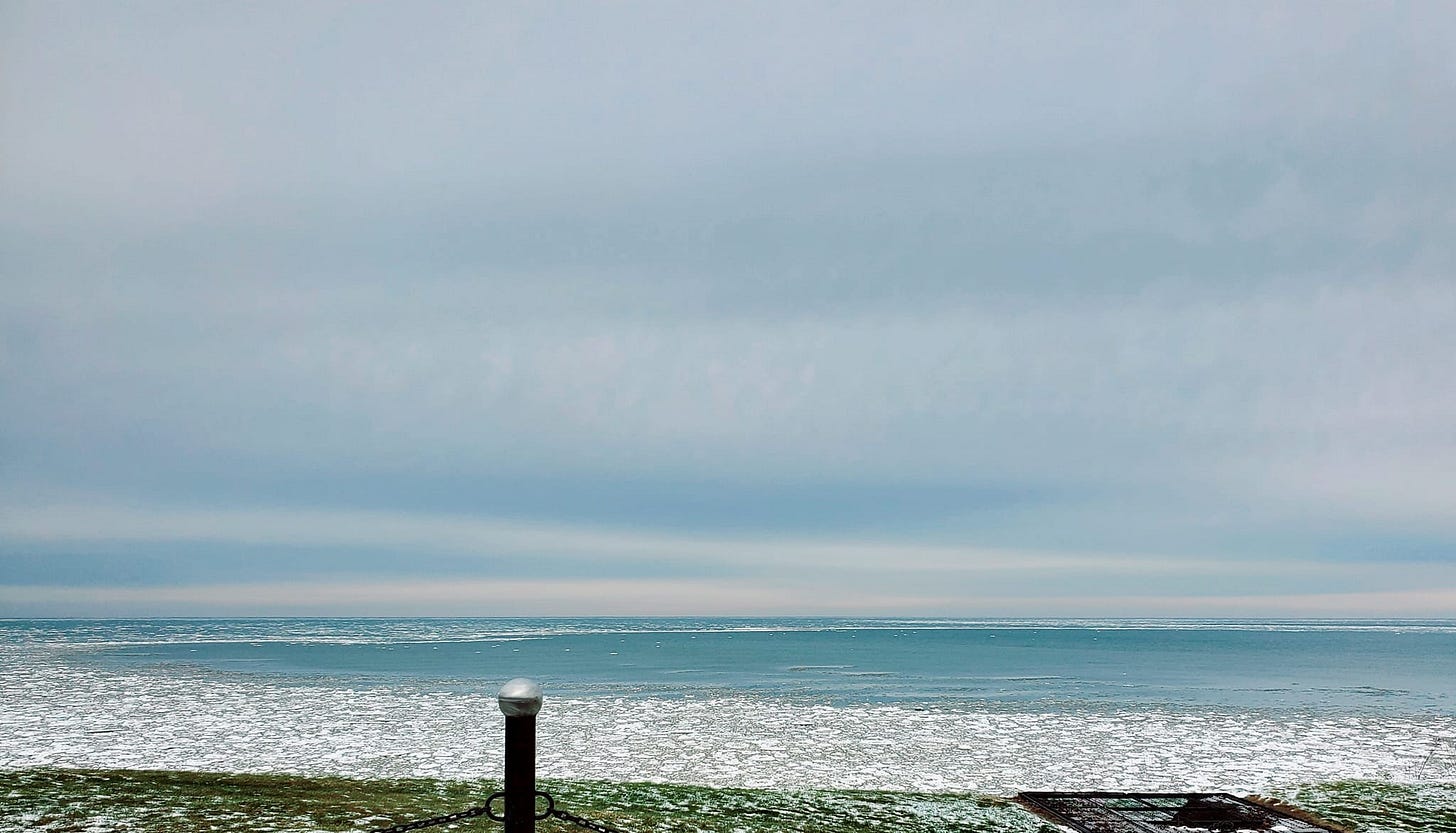 May be an image of twilight, arctic, horizon and ocean