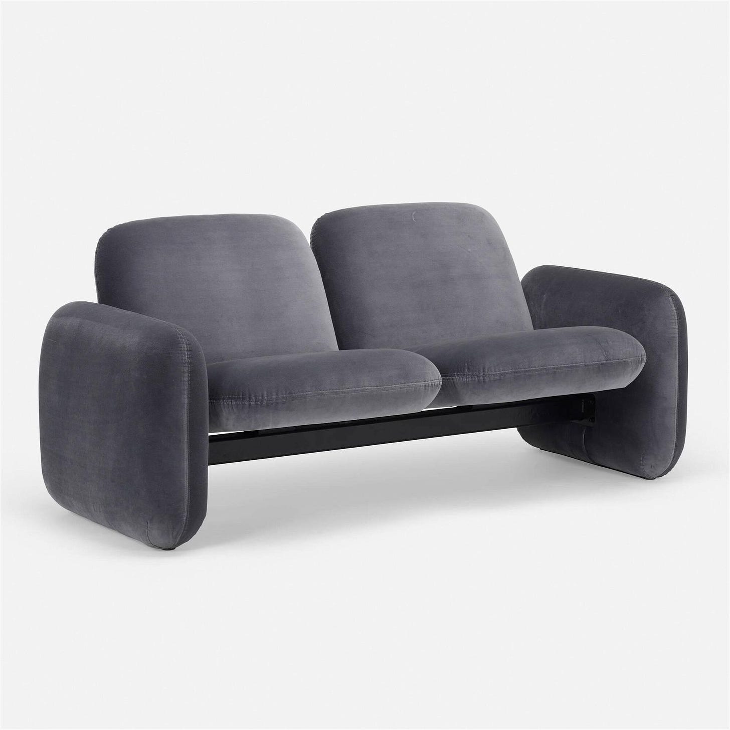 Ray Wilkes, Chiclet settee
