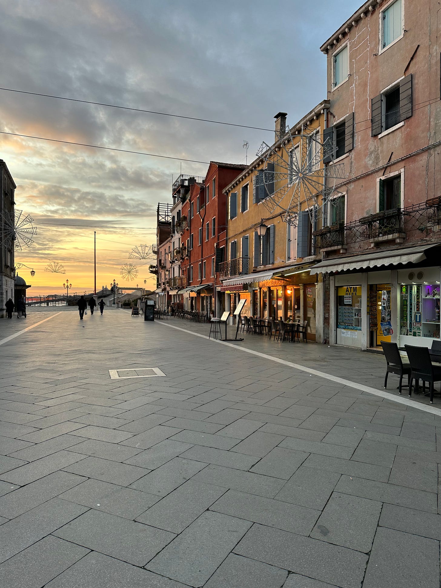 January sunset on the via Garibaldi, Venice