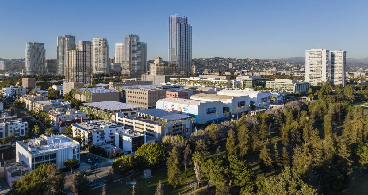 Low buildings in the foreground and taller ones in the back.