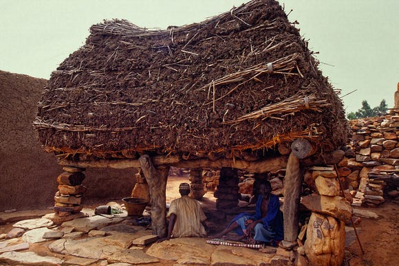 Vanishing Cultures Photography | Bandiagara escarpment | Toguna