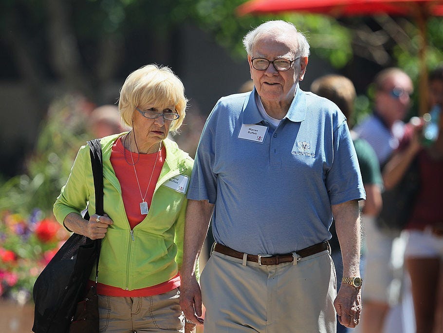 Warren Buffett's wife Astrid is overheard complaining about a $4 cup of  coffee at 'summer camp for billionaires' in Sun Valley, report says
