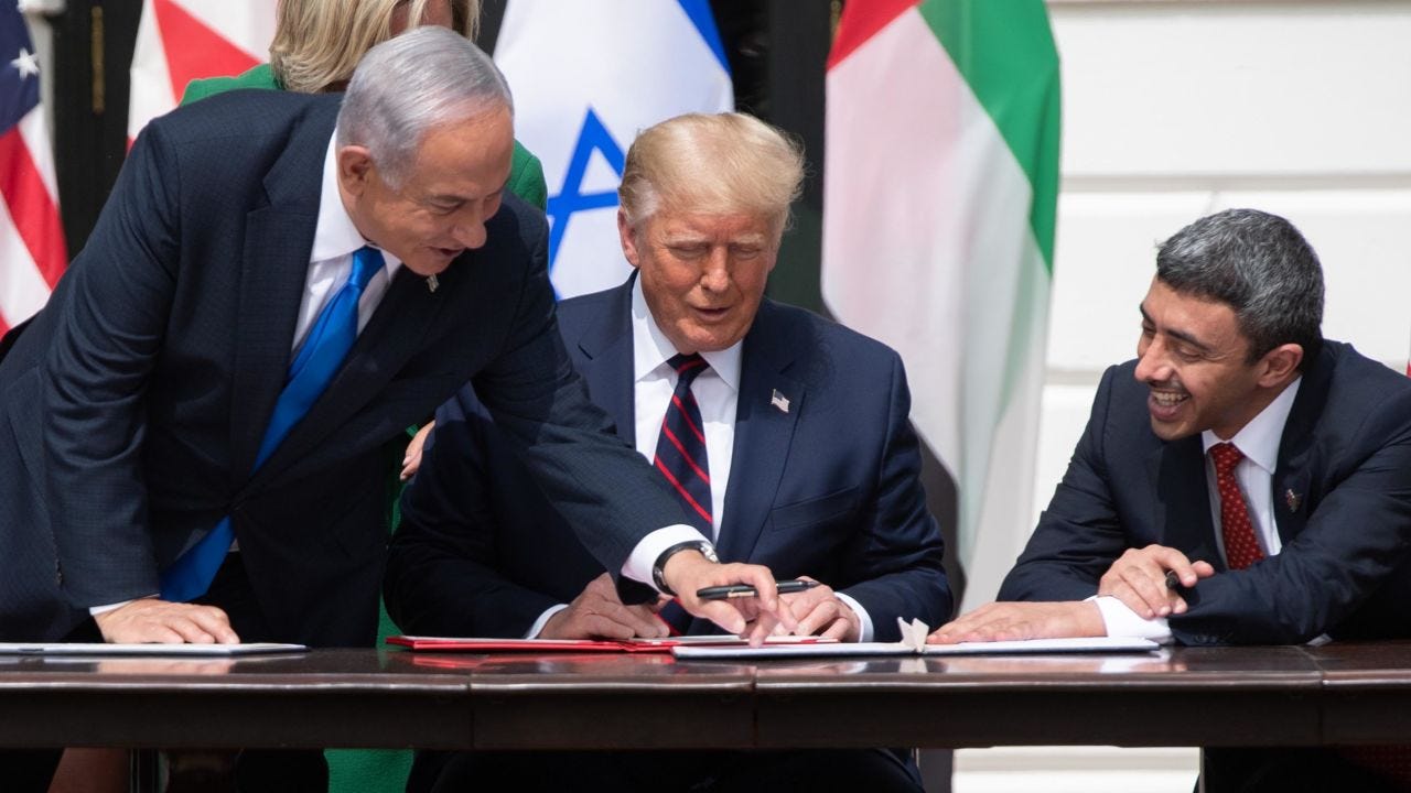 White House largely disregards coronavirus precautions during Abraham  Accords signing | CNN Politics