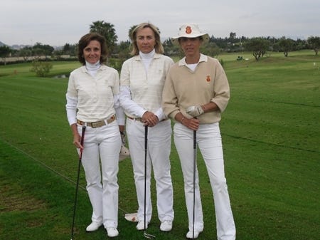 Puerta de Hierro defiende título en el Interclubes Femenino 2011 | OpenGolf  | Noticias de Golf. Toda la Actualidad.