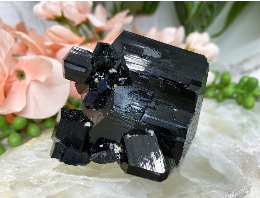 8 Things to Know About Black Tourmaline Benefits – Contempo Crystals