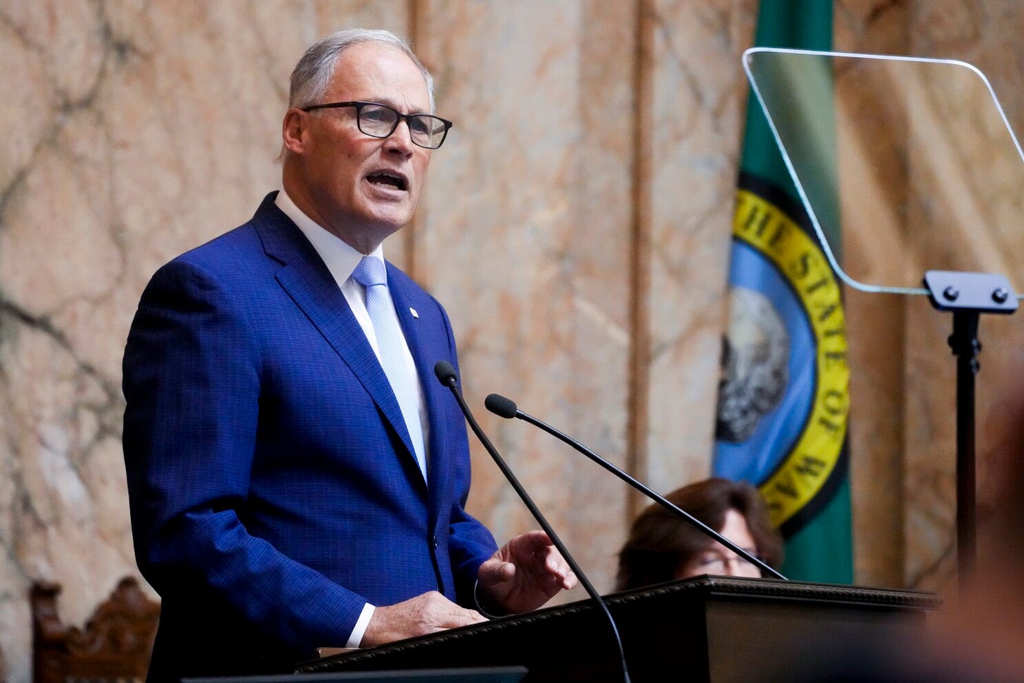 Starting his final year in office, Washington Gov. Jay Inslee stresses he  isn't finished yet | AP News