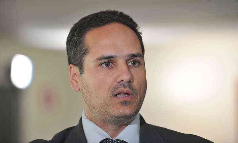 Advogado de Adélio Bispo, dr. Fernando Costa Oliveira Magalhães, é investigado por ligação com o PCC. Ele tinha R$ 200 milhões na conta bancária 