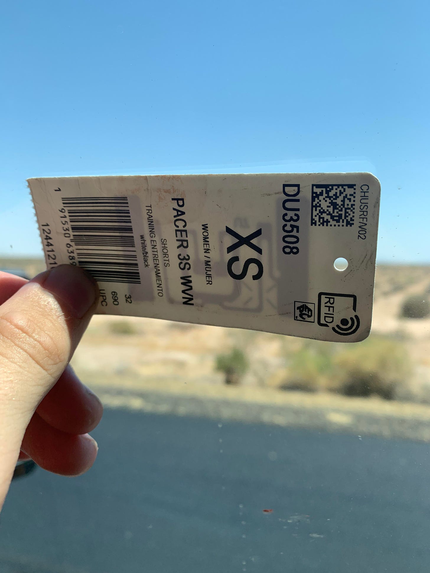 RFID in a clothing tag. Anyone in retail know the benefit of using it over  barcodes? : r/ElectricalEngineering