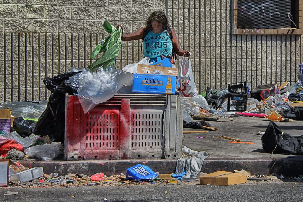 Salvage | Downtown Los Angeles, Skid Row neighborhood. | Russ Allison ...