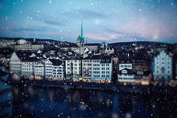 Christmas snow in Zurish, Switzerland Christmas snow in Zurish, Switzerland zurich christmas stock pictures, royalty-free photos & images