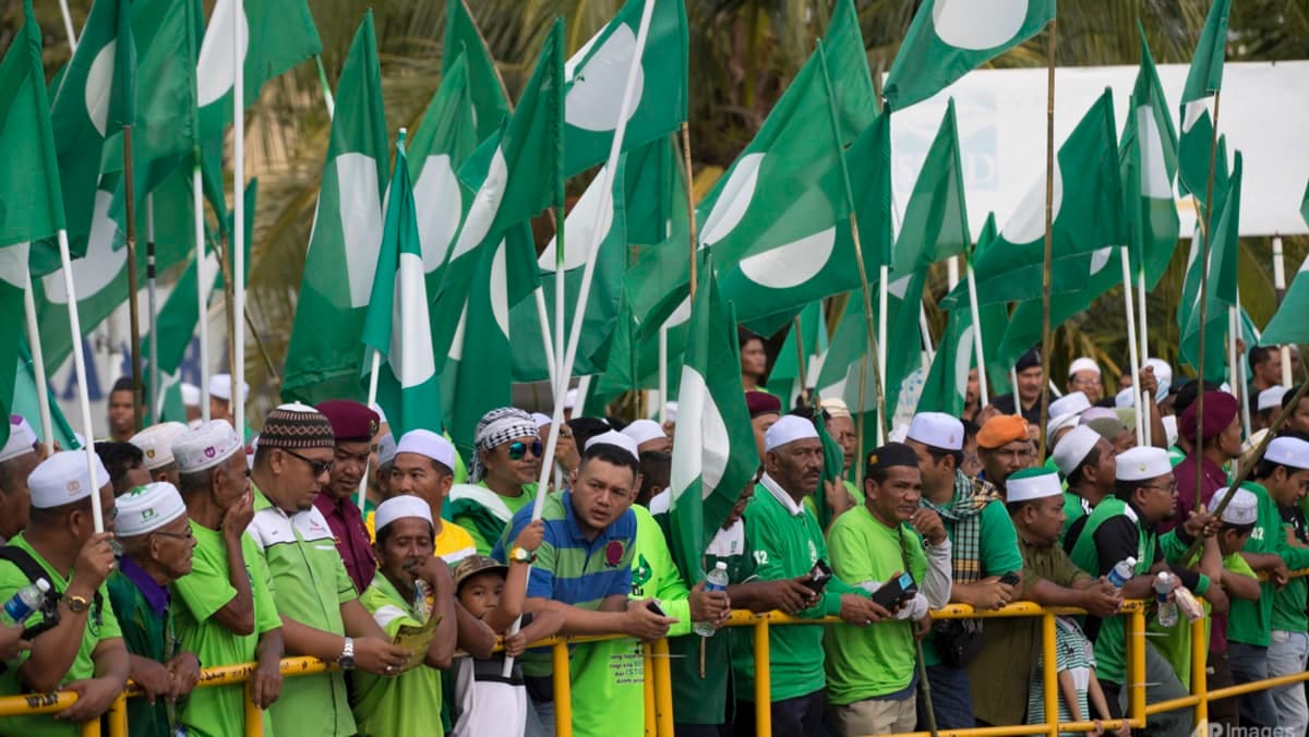 Commentary: Malaysia opposition party PAS' overconfidence might be its  undoing - CNA