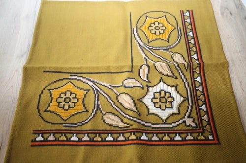 Swedish Vintage Hand woven table topper/Artisanal/Traditional/Folk art/Gift - Picture 1 of 4