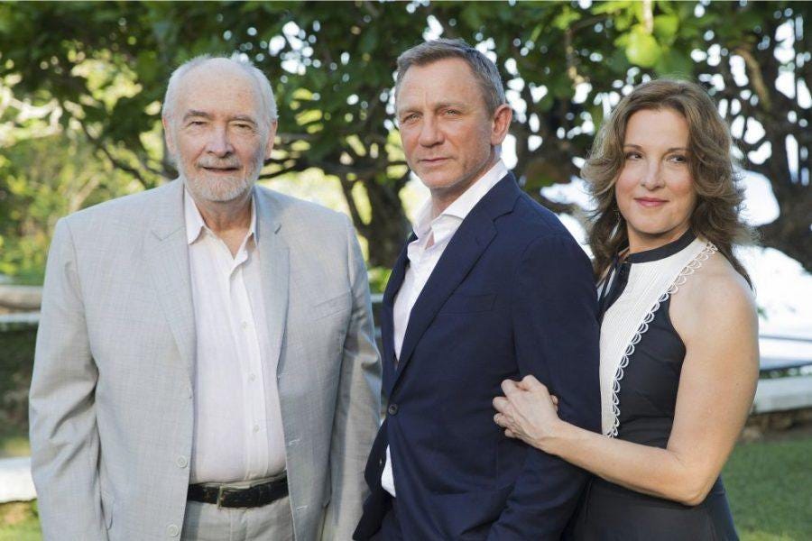 bond 25 daniel craig with michael g wilson and barbara broccoli in jamaica