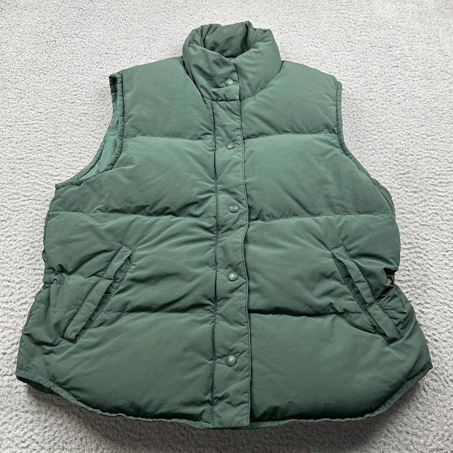 Vintage Eddie Bauer Vest Womens Large Green Goose Down Puffer Outdoor Hiking - Picture 1 of 7