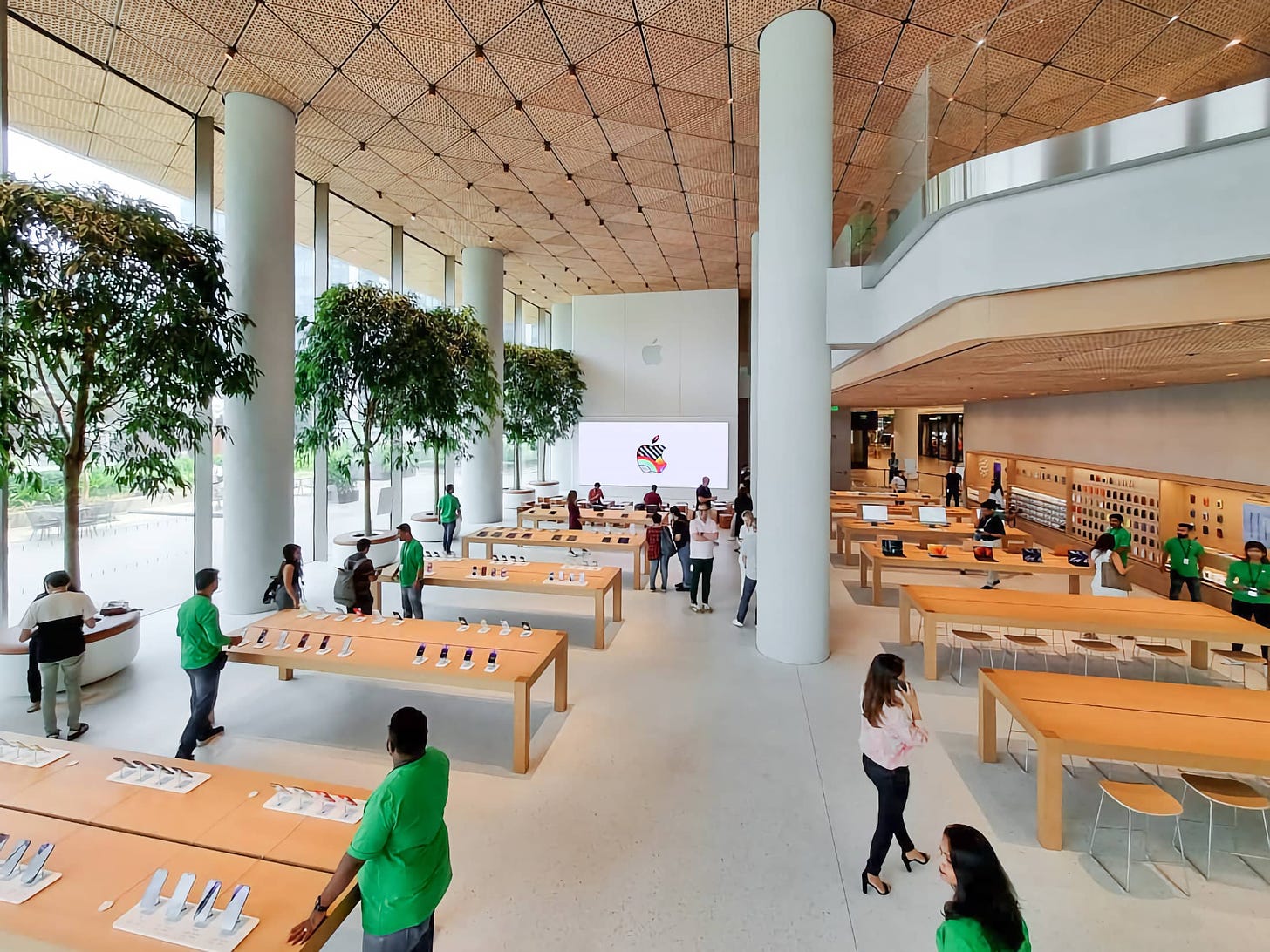 A wide interior view of Apple BKC.