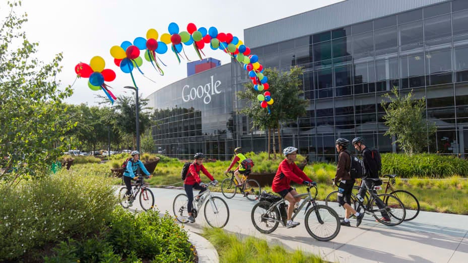 Google spends $1 billion on property in Mountain View