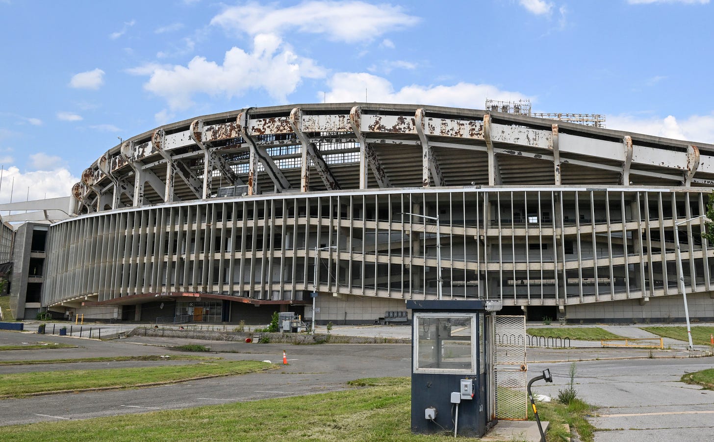 House Oversight Committee advances bill to extend D.C.'s lease of RFK site  - The Washington Post