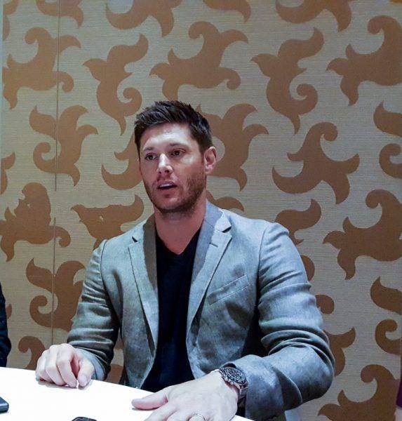 jensen ackles supernatural comic con movie tv tech geeks 768x804