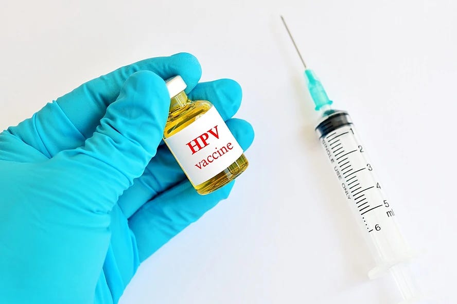 Egy 12 éves fiú halála Franciaországban a HPV elleni oltás után, vizsgálatot indított a Gardasil „biztonsági” és iskolai oltási kampányaival kapcsolatban