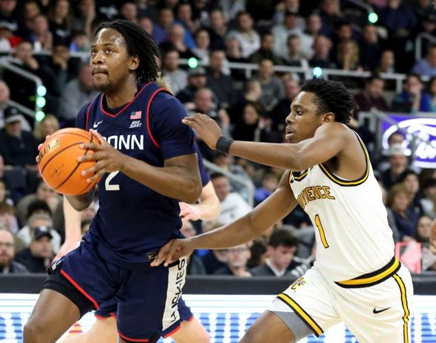UConn's Tristen Newton, Cam Spencer and Dan Hurley sweep AP's top  individual awards in Big East | March Madness | ottumwacourier.com