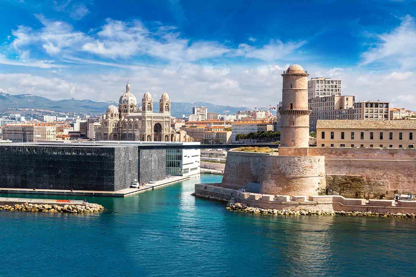 https://www.wideworldtrips.com/wp-content/uploads/2021/08/cool-things-to-do-in-marseille.jpg