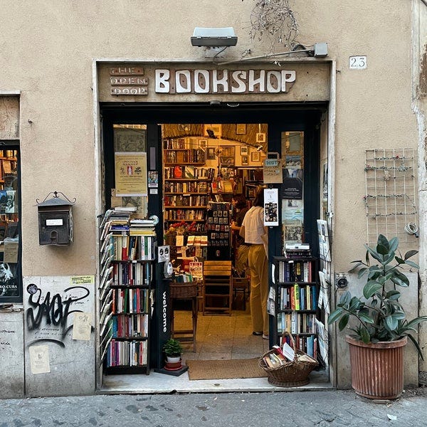 Open Door Bookshop - Trastevere - 4 tips from 94 visitors