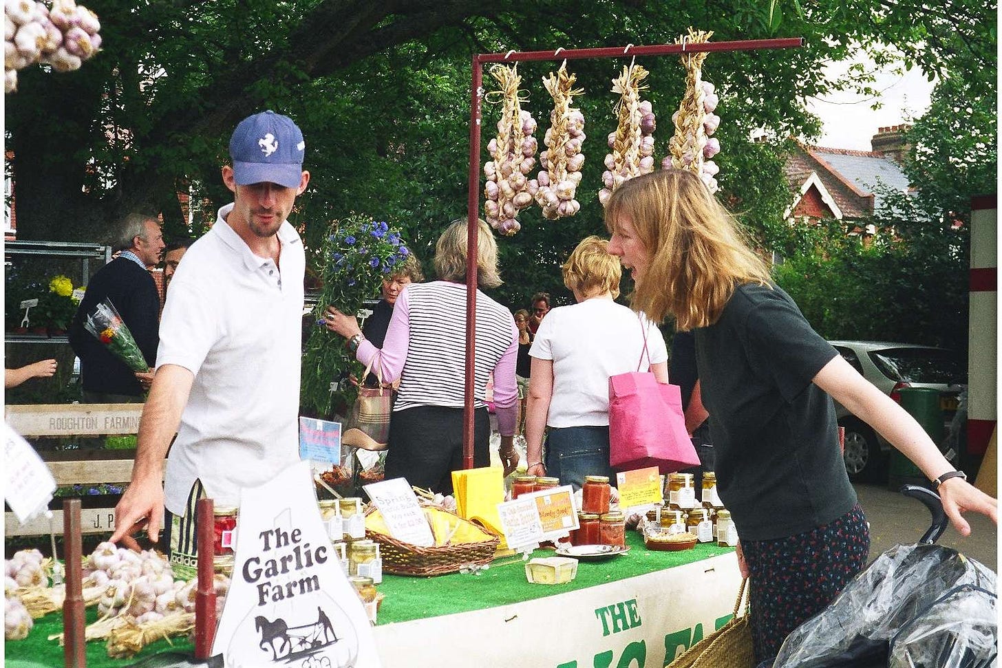 The Garlic farm and customer, Wimbledon farmers market 2001