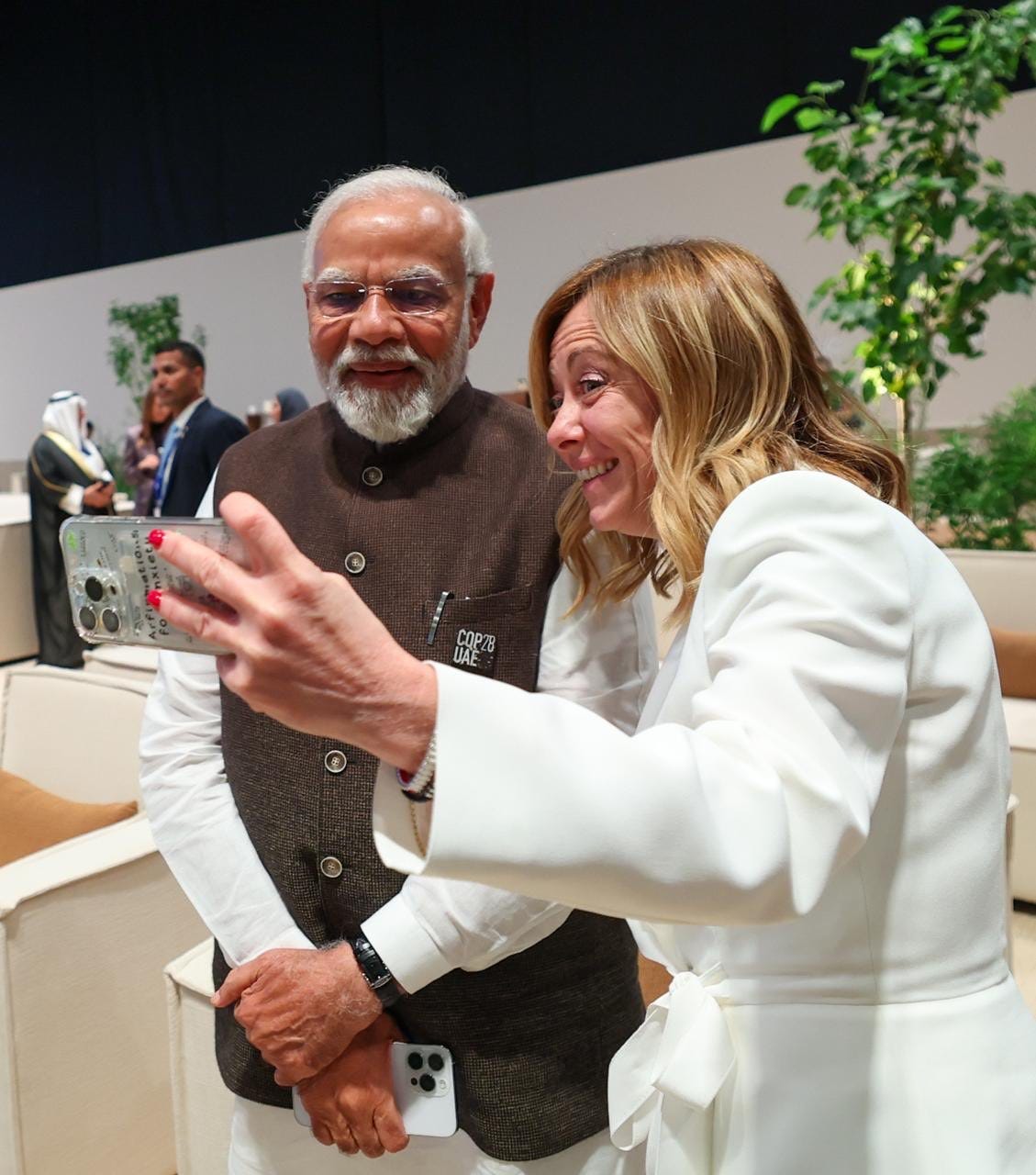 After #Melodi Selfie with PM Modi, Netizens shift focus on Giorgia Meloni's  phone cover