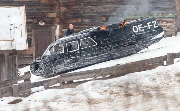 spectre daniel craig james bond filming crash injury 2015 images