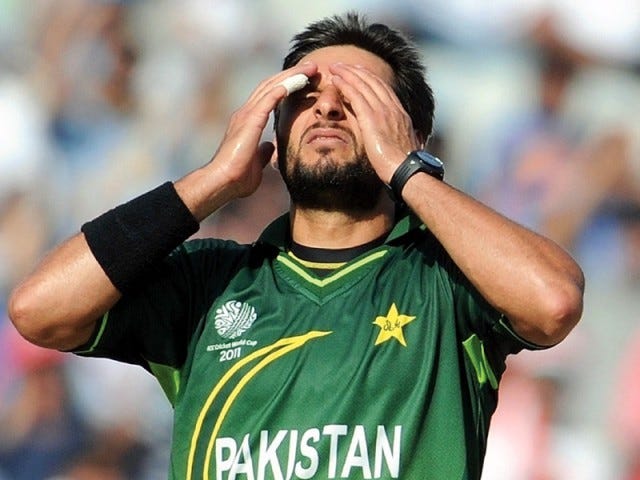 Controversial remarks on Pakistan, Occupied Kashmir land Shahid Afridi in  hot water