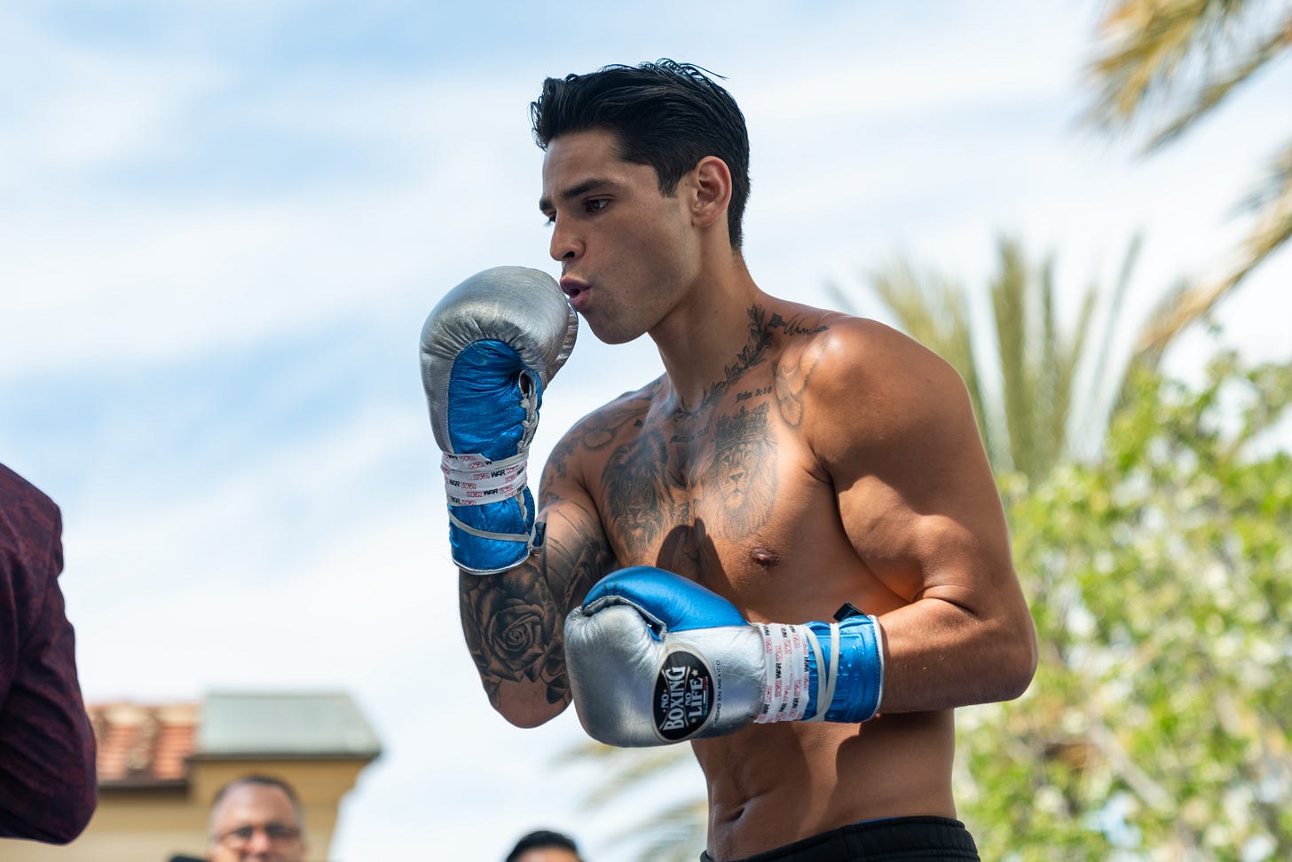 Gabriel Rosado looks to twist the script vs. Jermell Charlo - The Ring