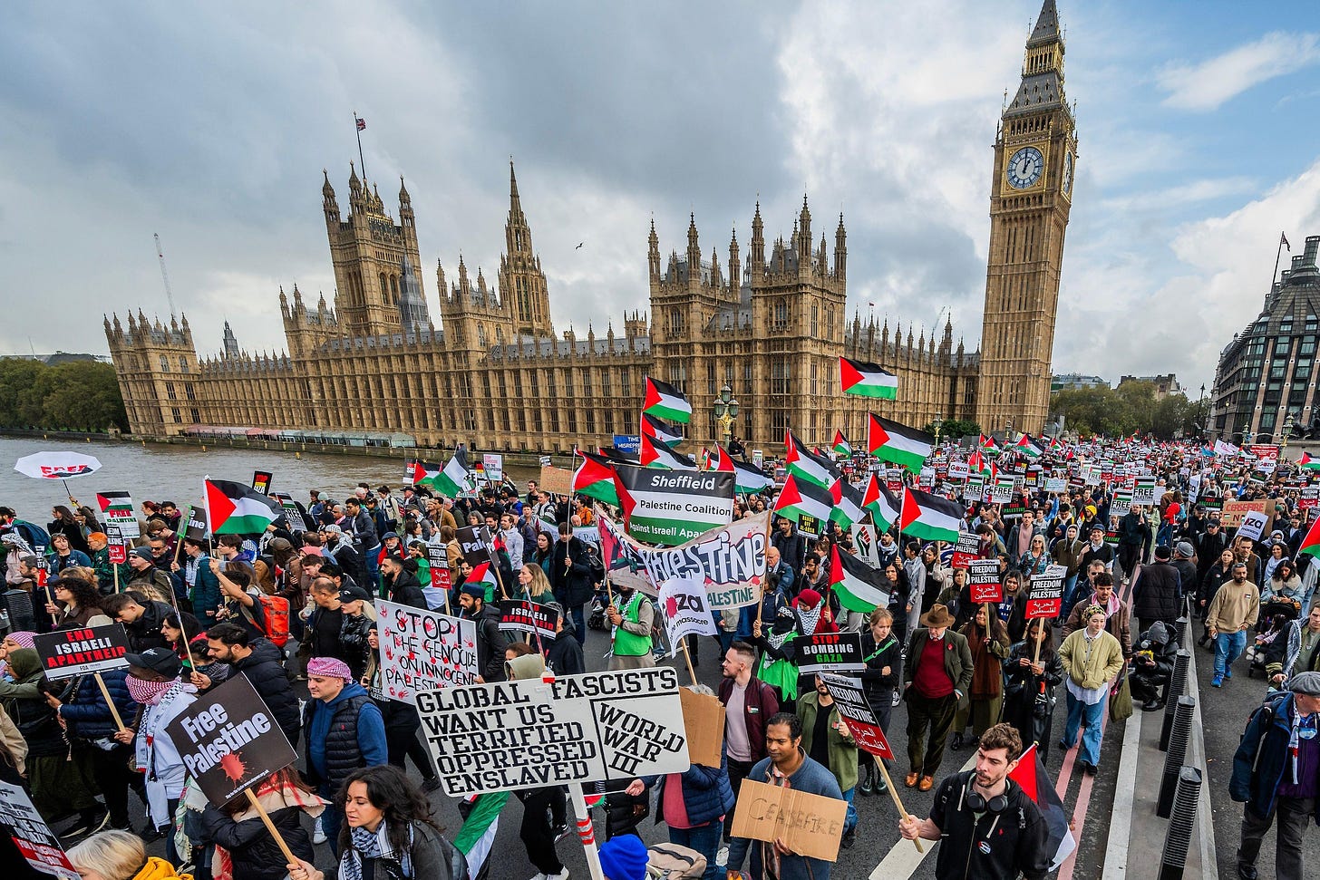Support heroism' of terrorists pamphlet sold Palestine protest in London