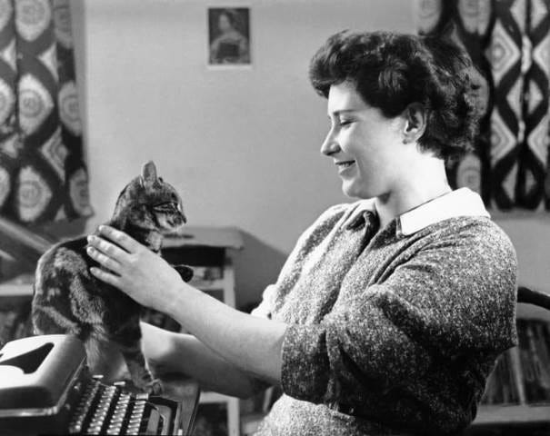 Doris Lessing and her cat