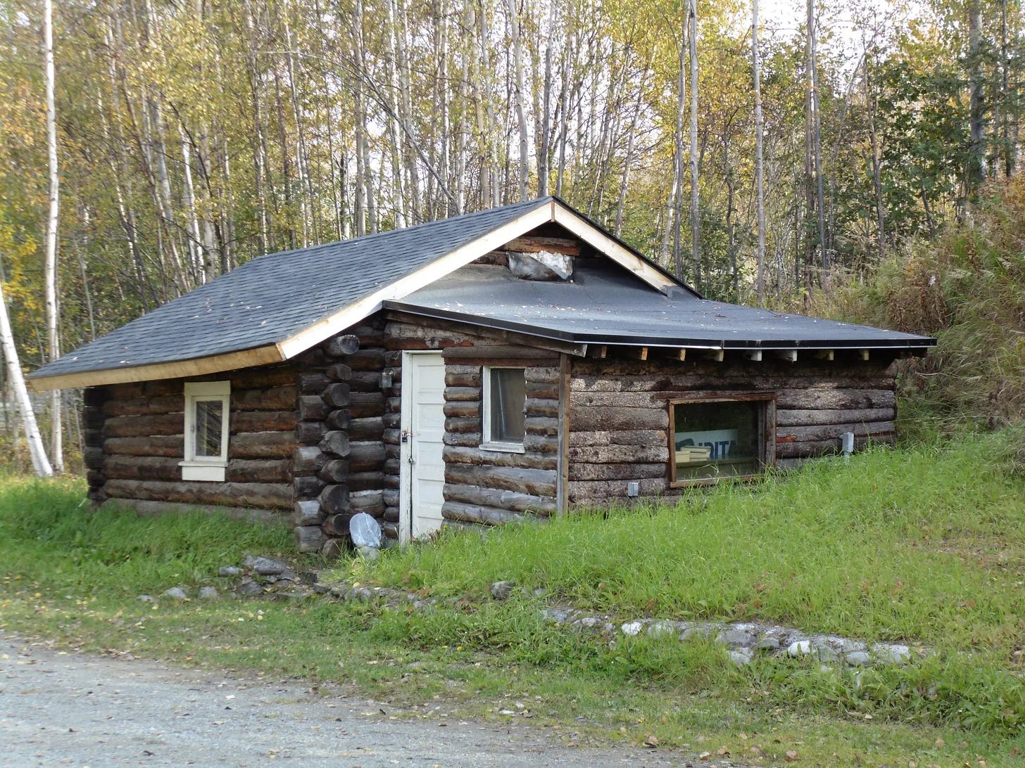 Only original cabin left in Knik, Alaska.
