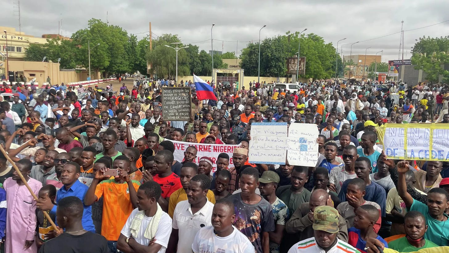 Supporters of Niger's ruling junta, gather for a protest called to fight for the country's freedom and push back against foreign interference, in Niamey, Niger, Thursday, Aug. 3, 2023. - Sputnik International, 1920, 12.08.2023