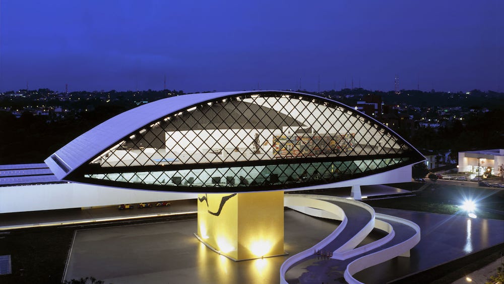 Museu Oscar Niemeyer (MON): história da construção e curiosidades