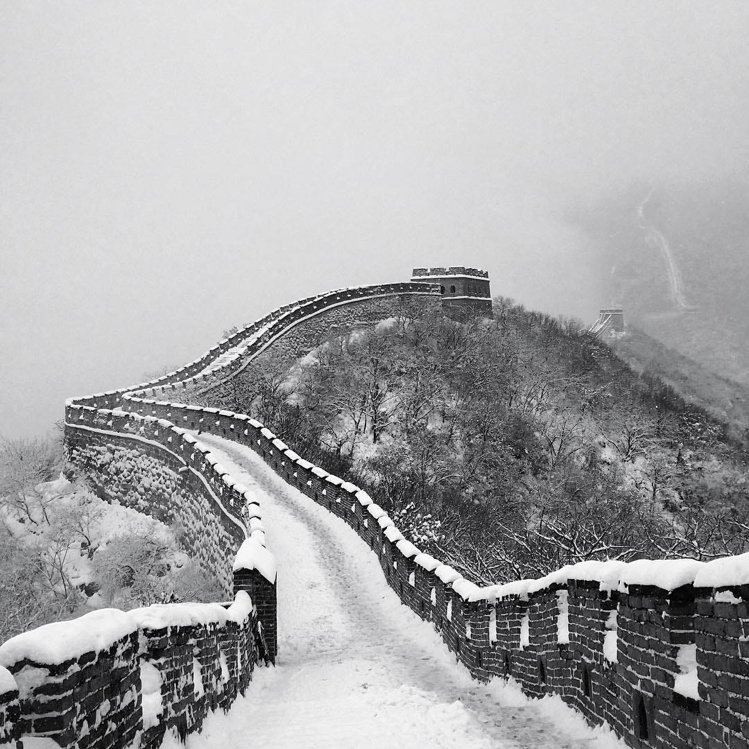 Snow-covered Mutianyu section of the Great Wall of China.