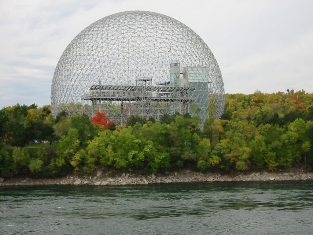 The Montreal Biosphère by Buckminster Fuller, 1967. CC BY-SA 3.0