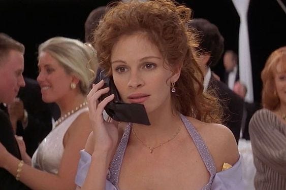 Julia Roberts in the film 'My Best Friend's Wedding' on the phone. 