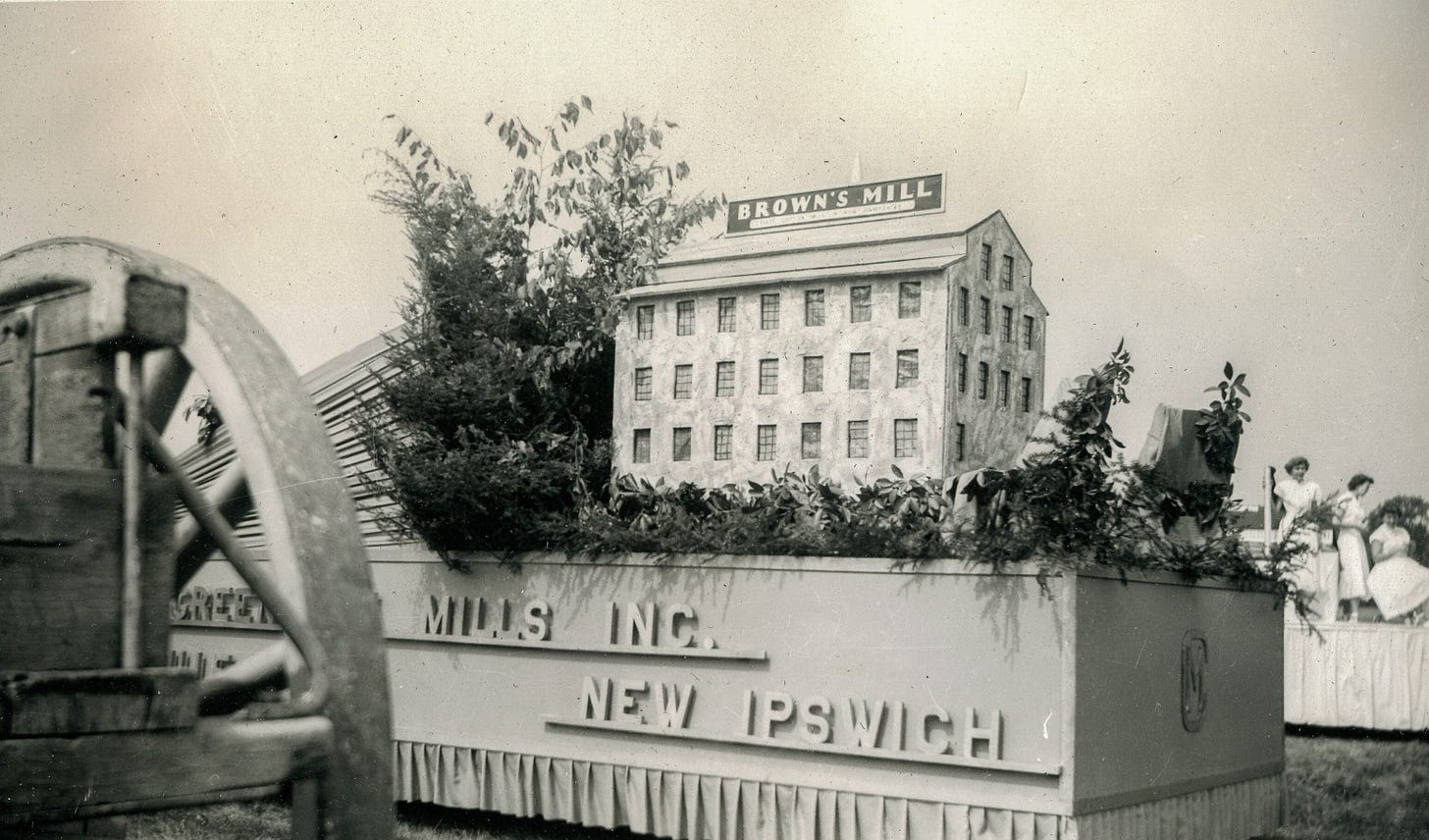 Brown's Mill float